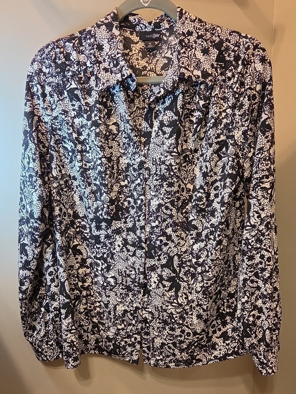 East 5th Black and White Floral Button-Down Shirt